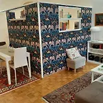 Charming Loft In Piazza Di Spagna アパート