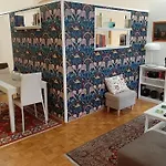 Charming Loft In Piazza Di Spagna アパート