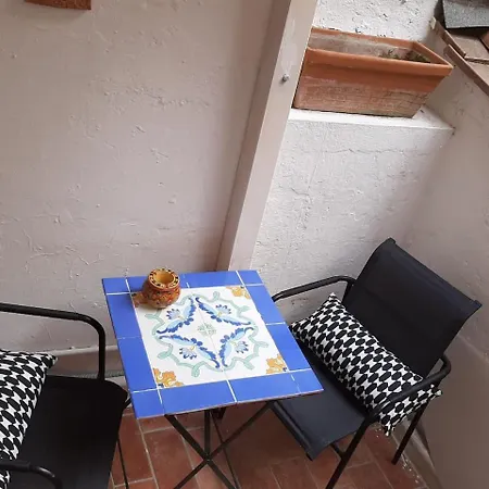Апартаменты Charming Loft In Piazza Di Spagna Рим