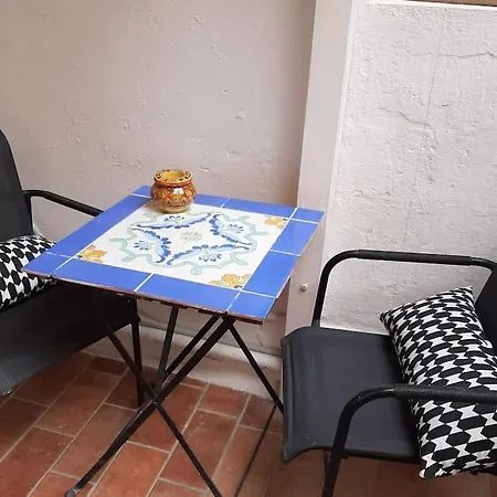 Апартаменты Charming Loft In Piazza Di Spagna Рим