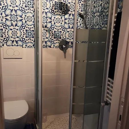 Апартаменты Charming Loft In Piazza Di Spagna