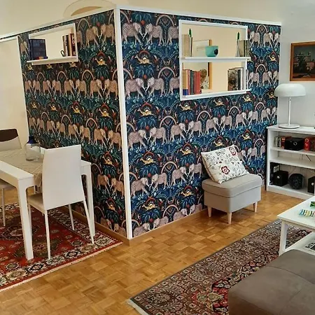 Charming Loft In Piazza Di Spagna Апартаменты
